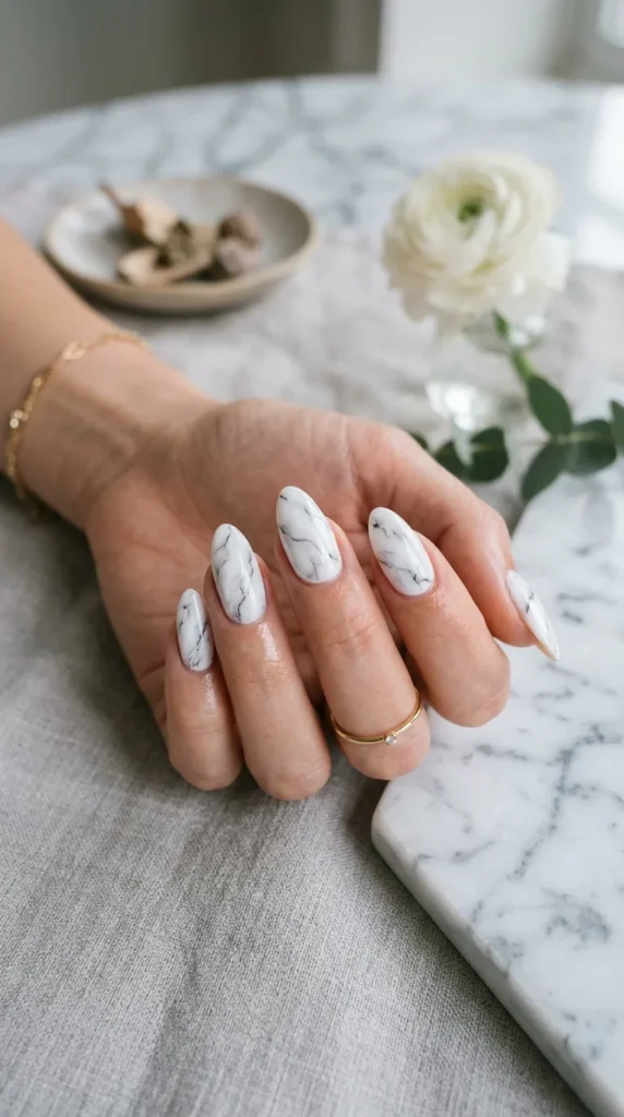classic-white-marble-nail-art