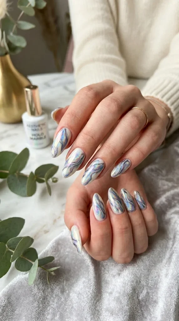 holographic-marble-nail-art